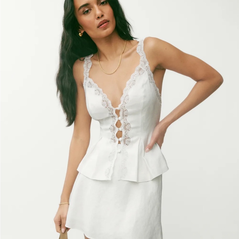 NWT Reformation  Josefina linen top